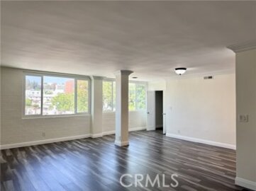 Charming Newly Listed 540 Kelton Condominium Located at 540 Kelton #502